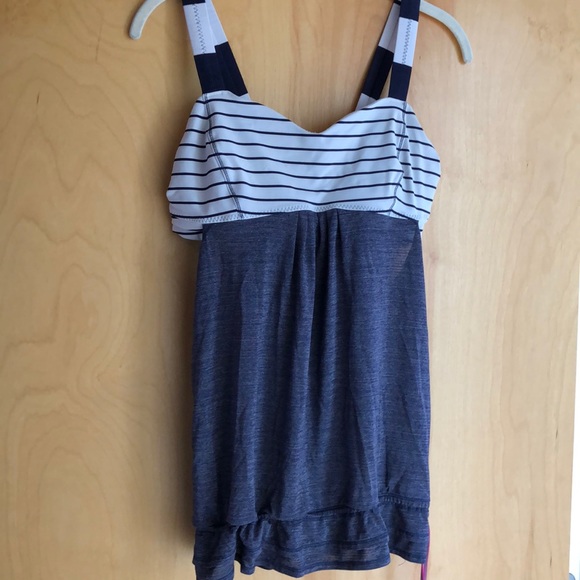 lululemon athletica Tops - Lululemon navy blue and white tank w/ drawstring